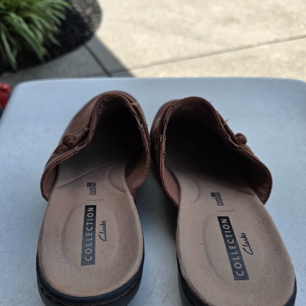 Clarks Collection 8.5 Patty Nell Chestnut Brown Leather Slip On Mules GUC Rubber - Picture 10 of 16